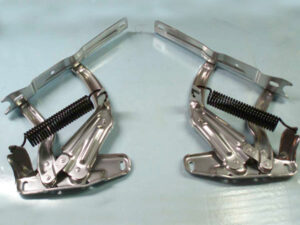 HoodHingeRepair.com – Classic and muscle car hood hinges repaired to